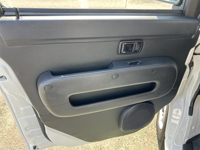 ハイゼットカーゴ ＤＸ　ＳＡＩＩＩ　ＡＴ　衝突被害軽減システム　レーンアシスト　ドライブレコーダー　ナビ　バックカメラ　両側スライドドア　アイドリングストップ　オートマチックハイビーム　ＡＢＳ　ＥＳＣ　エアコン（31枚目）