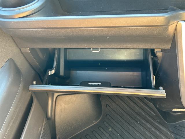 ご覧頂きまして誠に有難うございます！！是非ご来店して頂き、実際にご覧になって頂ければと思います。お客様からのご連絡をスタッフ一同、心よりお待ちしております