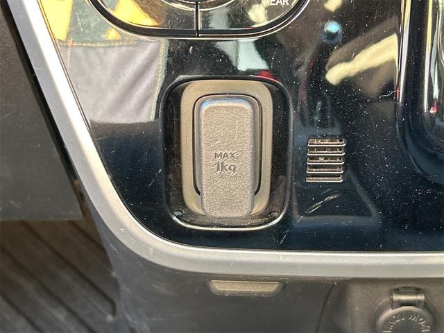 当店のお車をご覧いただきましてありがとうございます。お車についてのご質問やお見積りのご依頼、ご購入にあたってのご相談などお気軽にお問い合わせ下さい！