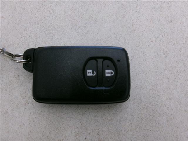 アクア Sスタイルブラック 全周囲カメラ ナビ クリアランスソナー レーンアシスト 衝突被害軽減システム オートマチックハイビーム オートライト スマートキー 電動格納ミラー CVT 盗難防止システム 衝突安全ボディ ABS(15枚目)