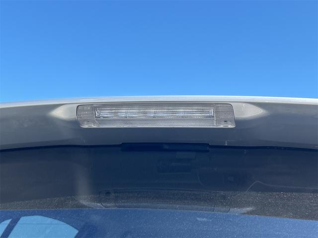 アクア Sスタイルブラック 全周囲カメラ ナビ クリアランスソナー レーンアシスト 衝突被害軽減システム オートマチックハイビーム オートライト スマートキー 電動格納ミラー CVT 盗難防止システム 衝突安全ボディ ABS(27枚目)