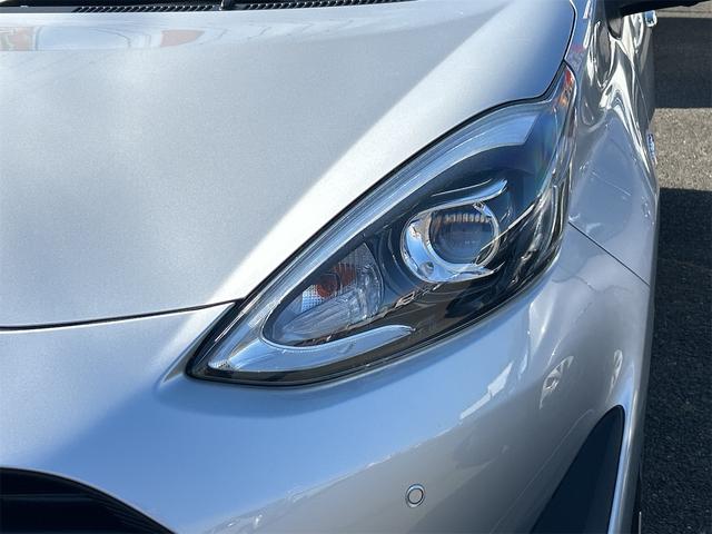 アクア Sスタイルブラック 全周囲カメラ ナビ クリアランスソナー レーンアシスト 衝突被害軽減システム オートマチックハイビーム オートライト スマートキー 電動格納ミラー CVT 盗難防止システム 衝突安全ボディ ABS(37枚目)