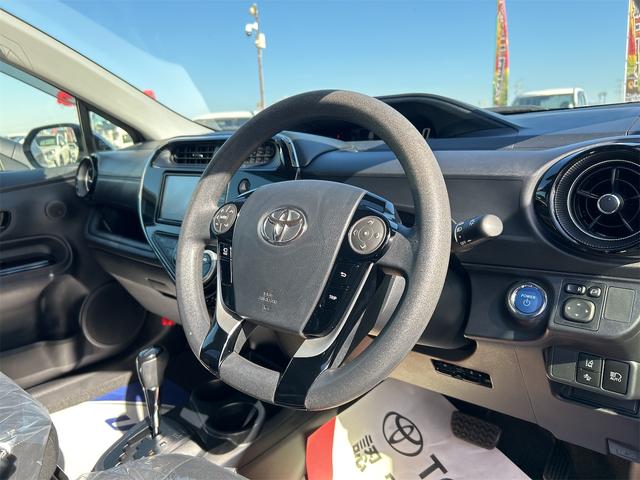 アクア Sスタイルブラック 全周囲カメラ ナビ クリアランスソナー レーンアシスト 衝突被害軽減システム オートマチックハイビーム オートライト スマートキー 電動格納ミラー CVT 盗難防止システム 衝突安全ボディ ABS(54枚目)