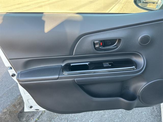 アクア Sスタイルブラック ETC バックカメラ ナビ TV クリアランスソナー レーンアシスト 衝突被害軽減システム オートマチックハイビーム オートライト スマートキー 電動格納ミラー CVT 盗難防止システム(38枚目)