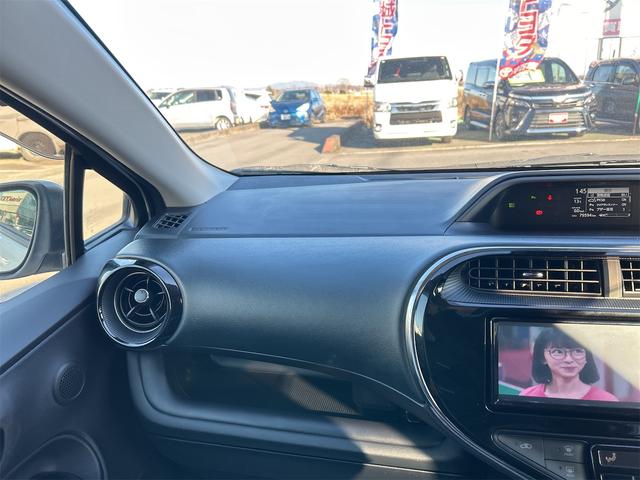 アクア Sスタイルブラック ETC バックカメラ ナビ TV クリアランスソナー レーンアシスト 衝突被害軽減システム オートマチックハイビーム オートライト スマートキー 電動格納ミラー CVT 盗難防止システム(45枚目)