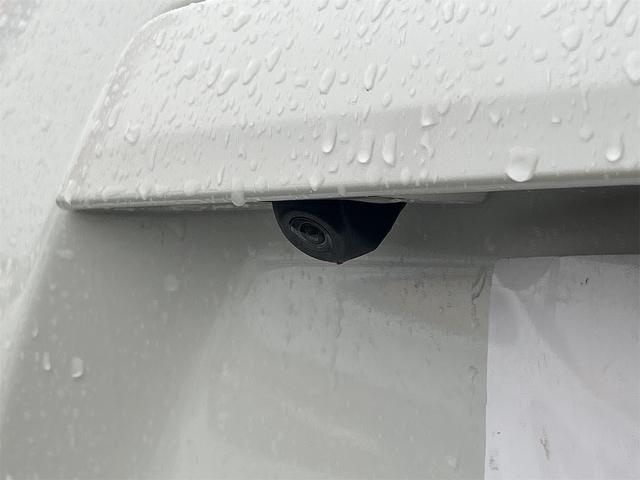 アクア Ｓ　バックカメラ　ナビ　ＴＶ　レーンアシスト　オートマチックハイビーム　オートライト　スマートキー　電動格納ミラー　ＣＶＴ　盗難防止システム　衝突安全ボディ　ＡＢＳ　ＥＳＣ　ＣＤ（27枚目）