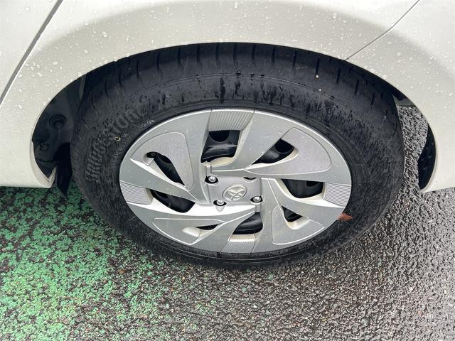 アクア Ｓ　バックカメラ　ナビ　ＴＶ　レーンアシスト　オートマチックハイビーム　オートライト　スマートキー　電動格納ミラー　ＣＶＴ　盗難防止システム　衝突安全ボディ　ＡＢＳ　ＥＳＣ　ＣＤ（30枚目）