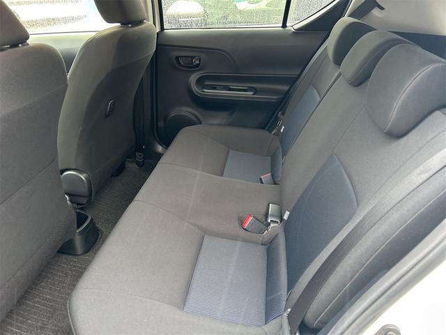 アクア Ｓ　バックカメラ　ナビ　ＴＶ　レーンアシスト　オートマチックハイビーム　オートライト　スマートキー　電動格納ミラー　ＣＶＴ　盗難防止システム　衝突安全ボディ　ＡＢＳ　ＥＳＣ　ＣＤ（31枚目）