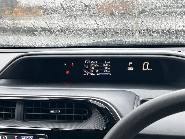 アクア Ｓ　バックカメラ　ナビ　ＴＶ　レーンアシスト　オートマチックハイビーム　オートライト　スマートキー　電動格納ミラー　ＣＶＴ　盗難防止システム　衝突安全ボディ　ＡＢＳ　ＥＳＣ　ＣＤ（37枚目）