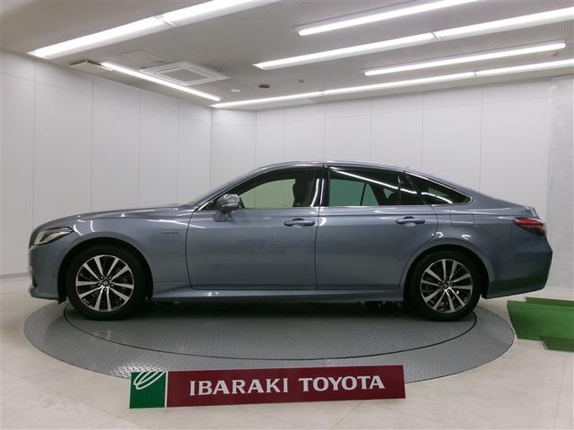 クラウンハイブリッド Ｓ　Ｃパッケージ　衝突軽減Ｂ　エアバッグ　ナビ　Ｂカメラ　ＬＥＤヘッドライト　メモリーナビゲーション　カーテンエアバッグ　アルミ　ＡＢＳ　オートエアコン（2枚目）