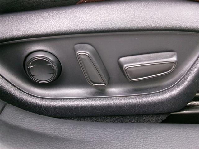 クラウンハイブリッド Ｓ　Ｃパッケージ　衝突軽減Ｂ　エアバッグ　ナビ　Ｂカメラ　ＬＥＤヘッドライト　メモリーナビゲーション　カーテンエアバッグ　アルミ　ＡＢＳ　オートエアコン（12枚目）