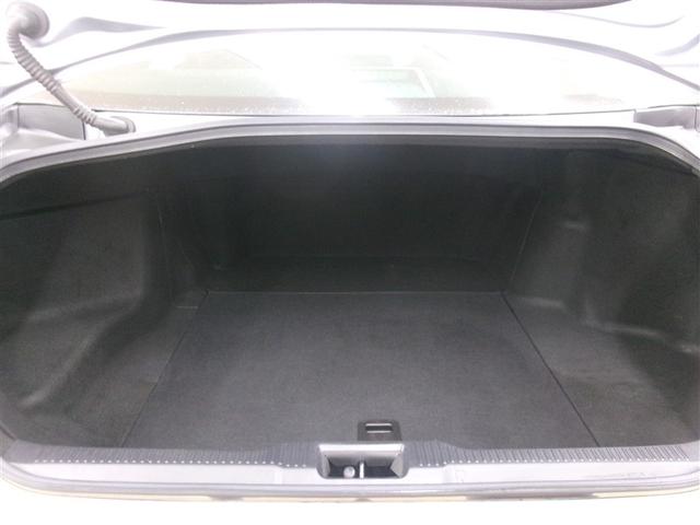 クラウンハイブリッド Ｓ　Ｃパッケージ　衝突軽減Ｂ　エアバッグ　ナビ　Ｂカメラ　ＬＥＤヘッドライト　メモリーナビゲーション　カーテンエアバッグ　アルミ　ＡＢＳ　オートエアコン（17枚目）