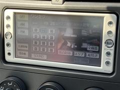 手の届きやすいところで簡単操作ができる空調付き！オールシーズンお好みの温度調節ができます。 7