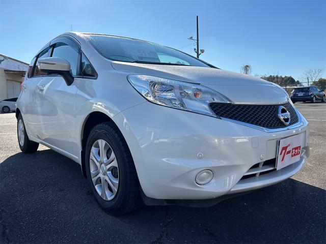 ノート Ｘ　ＤＩＧ－Ｓ　Ｖセレクション＋セーフティ　全周囲カメラ　ナビ　ＴＶ　レーンアシスト　衝突被害軽減システム　オートライト　スマートキー　アイドリングストップ　電動格納ミラー　ＣＶＴ　盗難防止システム　衝突安全ボディ　ＡＢＳ（15枚目）