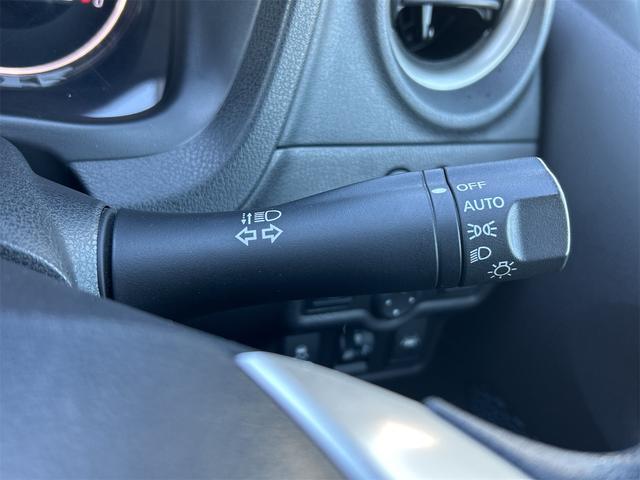 ノート Ｘ　ＤＩＧ－Ｓ　Ｖセレクション＋セーフティ　全周囲カメラ　ナビ　ＴＶ　レーンアシスト　衝突被害軽減システム　オートライト　スマートキー　アイドリングストップ　電動格納ミラー　ＣＶＴ　盗難防止システム　衝突安全ボディ　ＡＢＳ（32枚目）