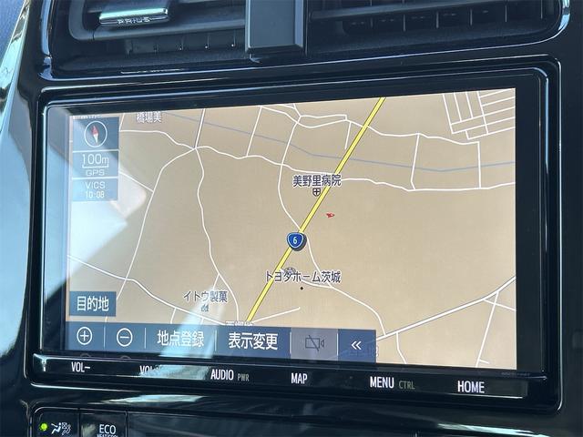 プリウス ＳセーフティプラスＩＩ　ドライブレコーダー　ＥＴＣ　レーンアシスト　オートクルーズコントロール　衝突被害軽減システム　バックカメラ　ナビ　ＴＶ　アルミホイール　オートマチックハイビーム　オートライト（4枚目）