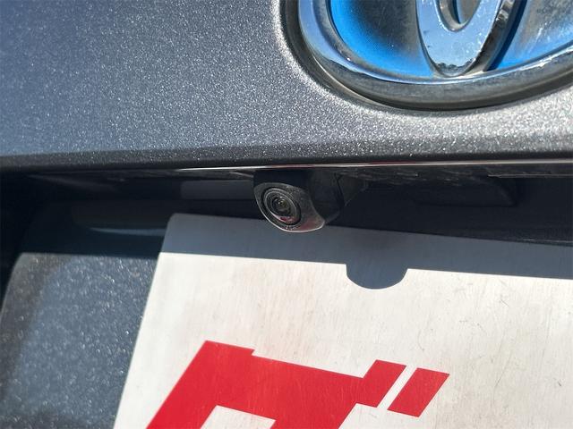 プリウス ＳセーフティプラスＩＩ　ドライブレコーダー　ＥＴＣ　レーンアシスト　オートクルーズコントロール　衝突被害軽減システム　バックカメラ　ナビ　ＴＶ　アルミホイール　オートマチックハイビーム　オートライト（18枚目）