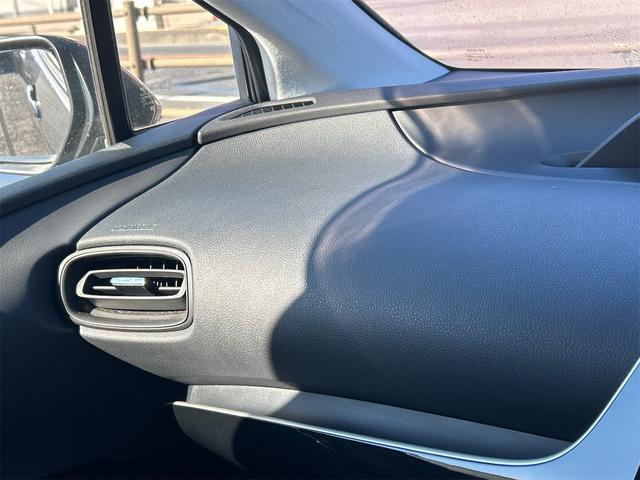 プリウス ＳセーフティプラスＩＩ　ドライブレコーダー　ＥＴＣ　レーンアシスト　オートクルーズコントロール　衝突被害軽減システム　バックカメラ　ナビ　ＴＶ　アルミホイール　オートマチックハイビーム　オートライト（38枚目）