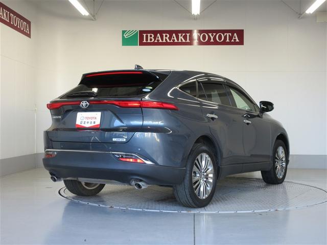 ハリアー Ｚ　クルーズＣ　ドライブレコーダ　Ｂカメラ　イモビ　アルミホイル　ＥＴＣ車載器　ＥＳＣ　メディアプレイヤー接続　エアバッグ　スマートキー　オートエアコン　キーフリー　サイドエアバッグ　デュアルエアバッグ（3枚目）