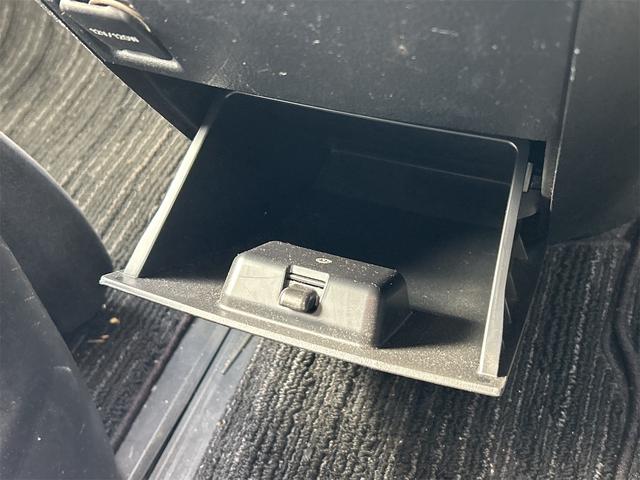 ヴェルファイア 2.5Z ドライブレコーダー ETC バックカメラ ナビ TV クリアランスソナー オートクルーズコントロール 両側電動スライドドア オートライト LEDヘッドランプ スマートキー 電動格納ミラー 後席モニター(51枚目)