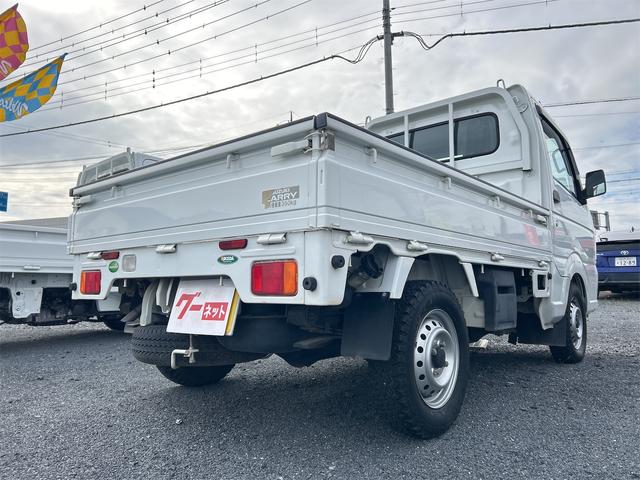キャリイトラック KCエアコン・パワステ 4WD 軽トラック MT ABS エアコン パワーステアリング 運転席エアバッグ(8枚目)