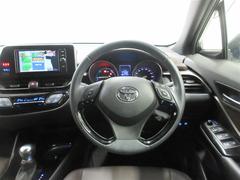 �ʥ��դ���ι�Ԥ�ɥ饤�֤�ڤ����ҤȻ������Ƥ�ƻ�Ǥ��¤����Ȥʤ����������Ȥ��Ƥ���ޤ��� 4