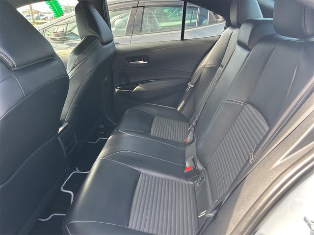 カローラ ハイブリッド　ダブルバイビー　ドライブレコーダー　バックカメラ　ナビ　クリアランスソナー　オートクルーズコントロール　レーンアシスト　衝突被害軽減システム　オートマチックハイビーム　オートライト　ＬＥＤヘッドランプ（30枚目）