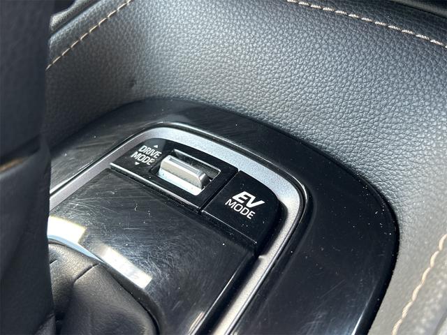 カローラ ハイブリッド　ダブルバイビー　ドライブレコーダー　バックカメラ　ナビ　クリアランスソナー　オートクルーズコントロール　レーンアシスト　衝突被害軽減システム　オートマチックハイビーム　オートライト　ＬＥＤヘッドランプ（37枚目）