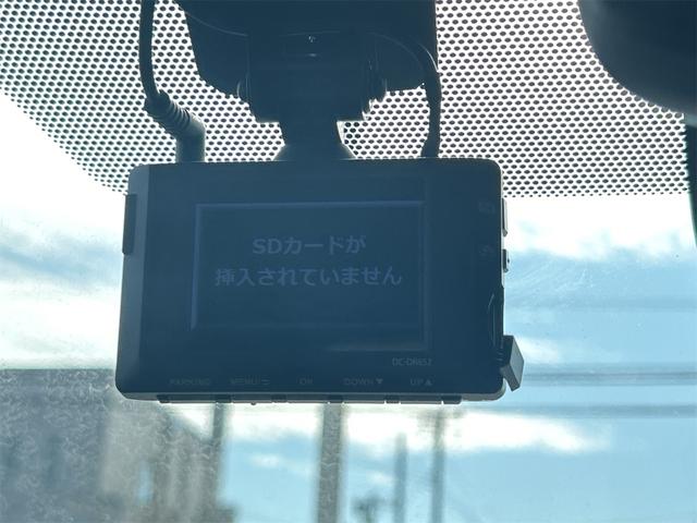 カローラ ハイブリッド　ダブルバイビー　ドライブレコーダー　バックカメラ　ナビ　クリアランスソナー　オートクルーズコントロール　レーンアシスト　衝突被害軽減システム　オートマチックハイビーム　オートライト　ＬＥＤヘッドランプ（41枚目）