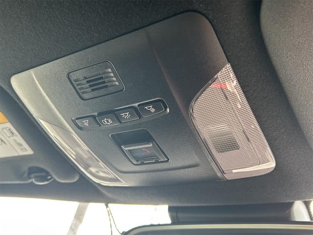 カローラ ハイブリッド　ダブルバイビー　ドライブレコーダー　バックカメラ　ナビ　クリアランスソナー　オートクルーズコントロール　レーンアシスト　衝突被害軽減システム　オートマチックハイビーム　オートライト　ＬＥＤヘッドランプ（42枚目）