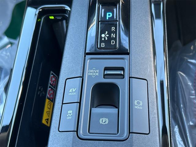 プリウス Ｚ　ドライブレコーダー　全周囲カメラ　ＴＶ　クリアランスソナー　オートクルーズコントロール　レーンアシスト　パークアシスト　衝突被害軽減システム　アルミホイール　オートマチックハイビーム　オートライト（25枚目）