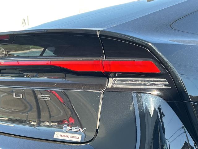 プリウス Ｚ　ドライブレコーダー　全周囲カメラ　ＴＶ　クリアランスソナー　オートクルーズコントロール　レーンアシスト　パークアシスト　衝突被害軽減システム　アルミホイール　オートマチックハイビーム　オートライト（33枚目）