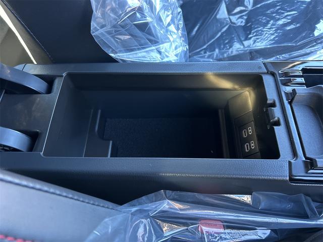 プリウス Ｚ　ドライブレコーダー　全周囲カメラ　ＴＶ　クリアランスソナー　オートクルーズコントロール　レーンアシスト　パークアシスト　衝突被害軽減システム　アルミホイール　オートマチックハイビーム　オートライト（50枚目）