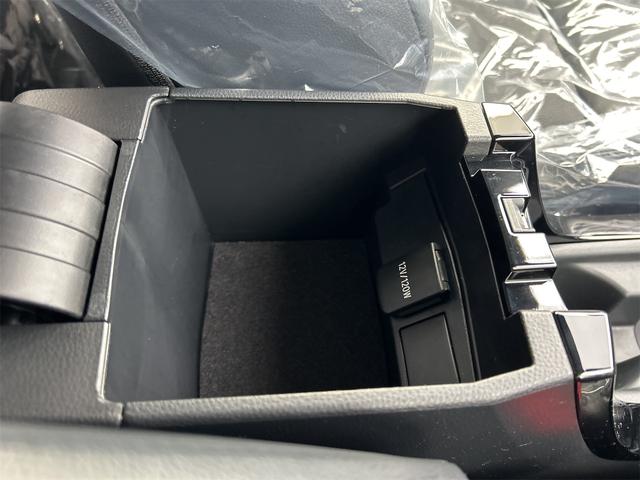 カローラクロス ハイブリッド　Ｚ　ドライブレコーダー　全周囲カメラ　オートクルーズコントロール　レーンアシスト　パワーシート　衝突被害軽減システム　ナビ　オートマチックハイビーム　オートライト　ＬＥＤヘッドランプ（52枚目）