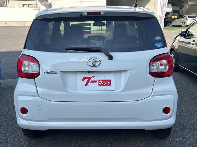 パッソ Ｘ　Ｌパッケージ　ドライブレコーダー　バックカメラ　ＴＶ　スマートキー　アイドリングストップ　電動格納ミラー　ＣＶＴ　盗難防止システム　衝突安全ボディ　ベンチシート　ＡＢＳ　ＥＳＣ　ＣＤ　ＤＶＤ再生（16枚目）