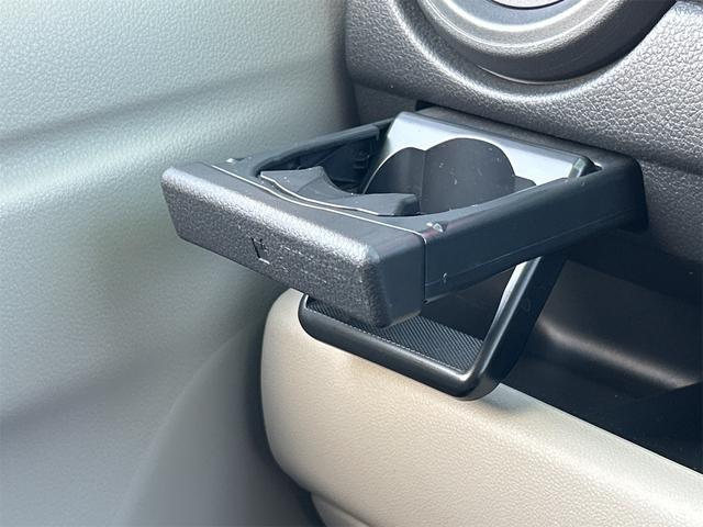 パッソ Ｘ　Ｌパッケージ　ドライブレコーダー　バックカメラ　ＴＶ　スマートキー　アイドリングストップ　電動格納ミラー　ＣＶＴ　盗難防止システム　衝突安全ボディ　ベンチシート　ＡＢＳ　ＥＳＣ　ＣＤ　ＤＶＤ再生（41枚目）