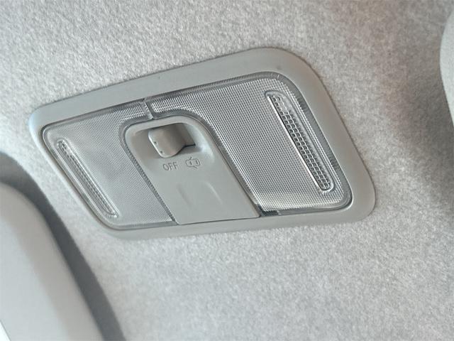 パッソ Ｘ　Ｌパッケージ　ドライブレコーダー　バックカメラ　ＴＶ　スマートキー　アイドリングストップ　電動格納ミラー　ＣＶＴ　盗難防止システム　衝突安全ボディ　ベンチシート　ＡＢＳ　ＥＳＣ　ＣＤ　ＤＶＤ再生（44枚目）