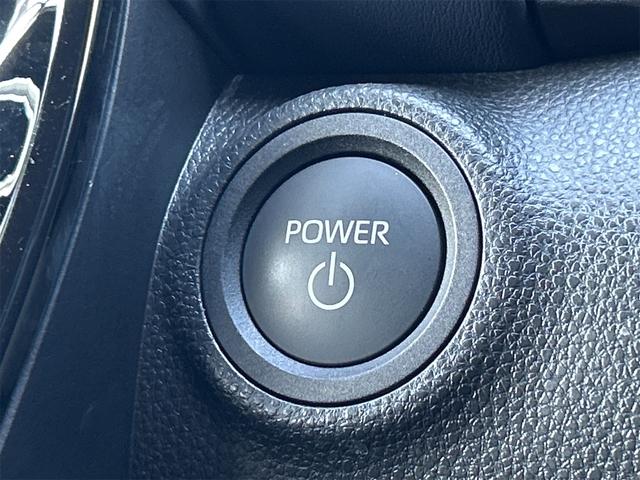 アクア Ｚ　全周囲カメラ　ナビ　オートクルーズコントロール　パークアシスト　衝突被害軽減システム　アルミホイール　オートライト　ＬＥＤヘッドランプ　スマートキー　電動格納ミラー　シートヒーター（7枚目）