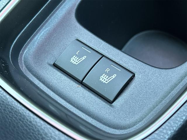 アクア Ｚ　全周囲カメラ　ナビ　オートクルーズコントロール　パークアシスト　衝突被害軽減システム　アルミホイール　オートライト　ＬＥＤヘッドランプ　スマートキー　電動格納ミラー　シートヒーター（9枚目）