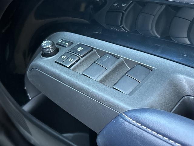 アクア Ｚ　全周囲カメラ　ナビ　オートクルーズコントロール　パークアシスト　衝突被害軽減システム　アルミホイール　オートライト　ＬＥＤヘッドランプ　スマートキー　電動格納ミラー　シートヒーター（21枚目）