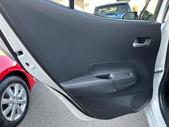 アクア Ｚ　全周囲カメラ　ナビ　オートクルーズコントロール　パークアシスト　衝突被害軽減システム　アルミホイール　オートライト　ＬＥＤヘッドランプ　スマートキー　電動格納ミラー　シートヒーター（42枚目）