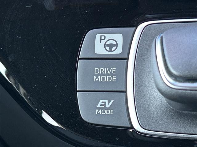 アクア Ｚ　全周囲カメラ　ナビ　オートクルーズコントロール　パークアシスト　衝突被害軽減システム　アルミホイール　オートライト　ＬＥＤヘッドランプ　スマートキー　電動格納ミラー　シートヒーター（52枚目）