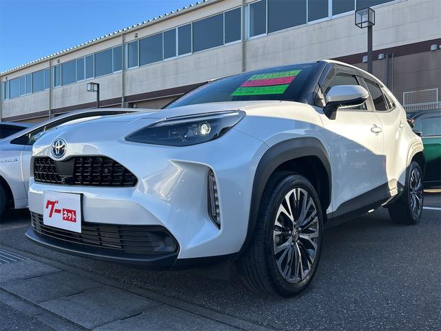 ヤリスクロス ハイブリッドＺ　ドライブレコーダー　ＥＴＣ　全周囲カメラ　オートクルーズコントロール　レーンアシスト　パワーシート　衝突被害軽減システム　ナビ　オートマチックハイビーム　オートライト　ＬＥＤヘッドランプ（12枚目）