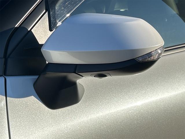 ヤリスクロス ハイブリッドＺ　ドライブレコーダー　ＥＴＣ　全周囲カメラ　オートクルーズコントロール　レーンアシスト　パワーシート　衝突被害軽減システム　ナビ　オートマチックハイビーム　オートライト　ＬＥＤヘッドランプ（41枚目）