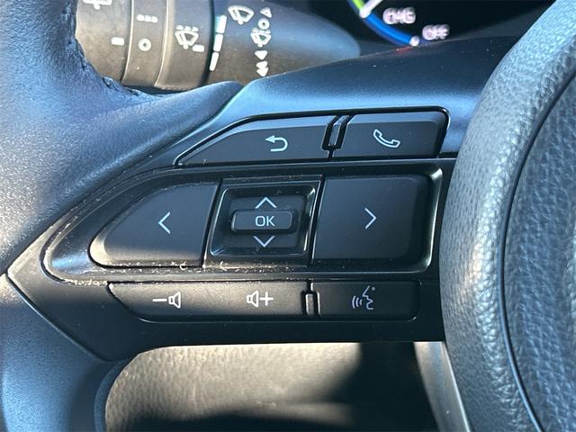 ヤリスクロス ハイブリッドＺ　ドライブレコーダー　ＥＴＣ　全周囲カメラ　オートクルーズコントロール　レーンアシスト　パワーシート　衝突被害軽減システム　ナビ　オートマチックハイビーム　オートライト　ＬＥＤヘッドランプ（49枚目）