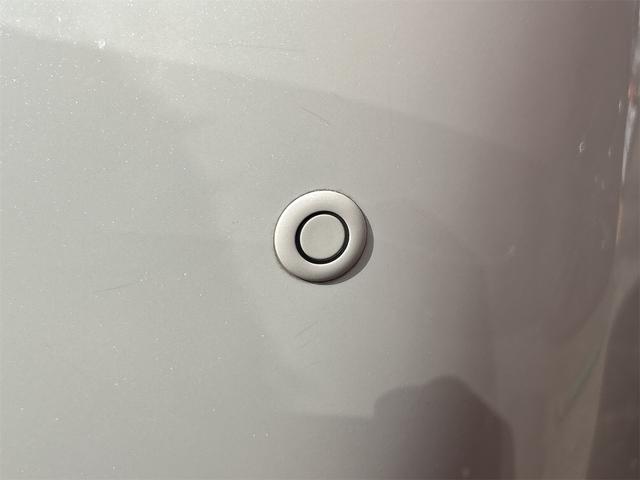 クラウンハイブリッド アスリートS ETC オートクルーズコントロール バックカメラ ナビ TV アルミホイール オートライト HID CVT シートヒーター スマートキー 電動格納ミラー 電動リアゲート(22枚目)