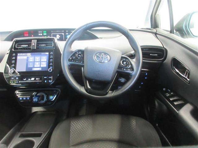 プリウス Ｓ　ＥＳＣ　スマートキ－　ＬＥＤヘッドライト　ＥＴＣ車載器　フルオートエアコン　クルーズコントロール　エアバッグ　テレビ　イモビ　パワーウインドウ　ＰＳ　デュアルエアバック　サイドエアバック　ＡＷ　ＡＢＳ（4枚目）