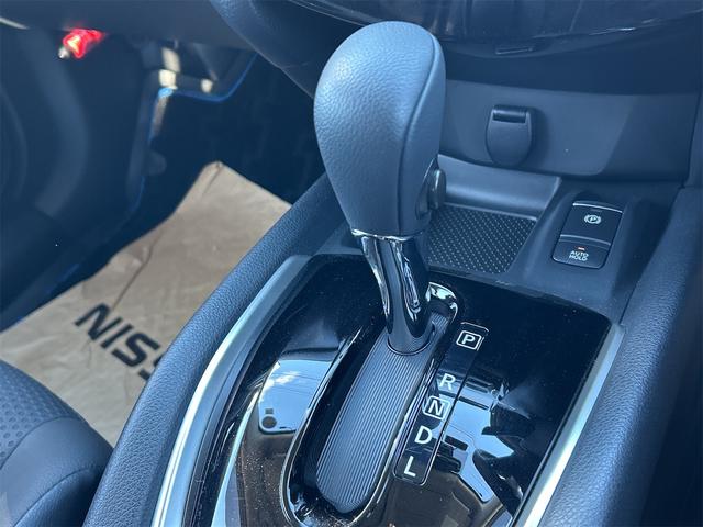 エクストレイル 20X ハイブリッド エクストリーマーX 4WD ドライブレコーダー ETC オートクルーズコントロール 衝突被害軽減システム オートライト LEDヘッドランプ 電動リアゲート アルミホイール スマートキー(6枚目)