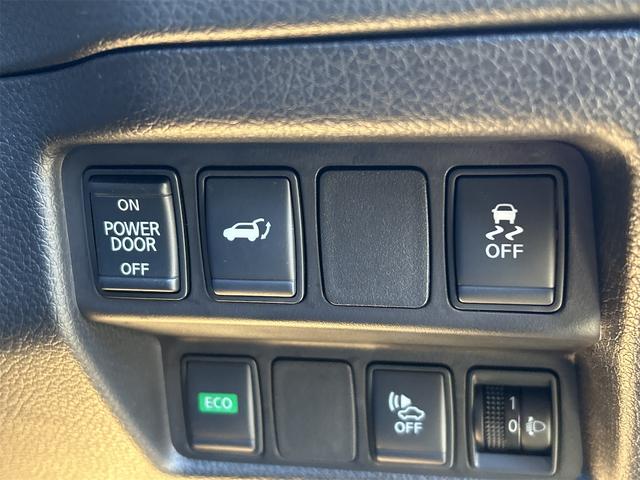 エクストレイル 20X ハイブリッド エクストリーマーX 4WD ドライブレコーダー ETC オートクルーズコントロール 衝突被害軽減システム オートライト LEDヘッドランプ 電動リアゲート アルミホイール スマートキー(9枚目)