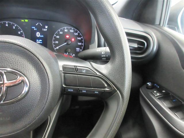 ヤリス Ｘ　サイドエアバック　エアコン　Ｗエアバッグ　パワーウインドウ　パワステ　運転席エアバッグ　ＡＢＳ（10枚目）